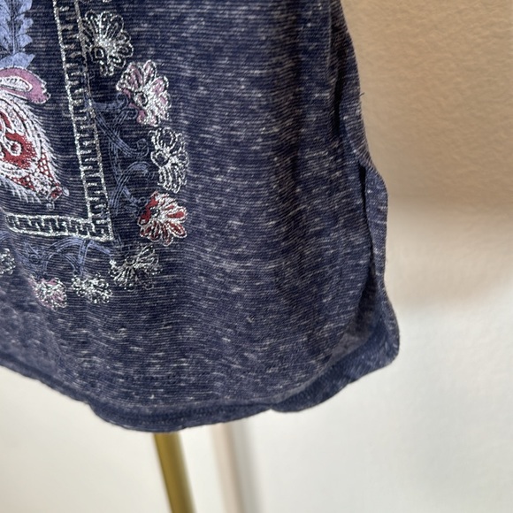 Style & Co. retails $30. - Picture 10 of 11